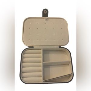 BRAND NEW navy and white jewelry case